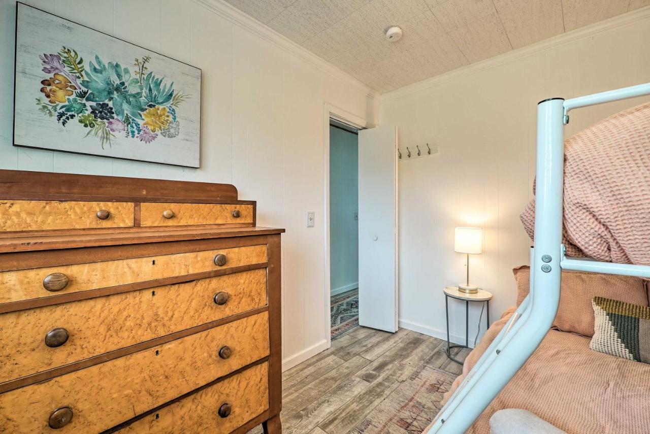 Lakefront Cottage Near Wineries And State Parks! Mears Exteriör bild